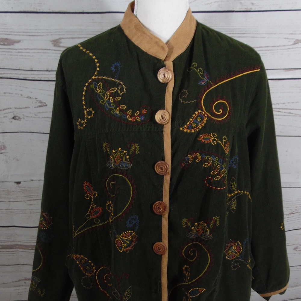 GUC White Stag Corduroy Jacket size 12/14 Large